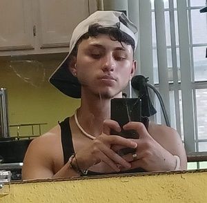 Meet your Posher, Jonathan